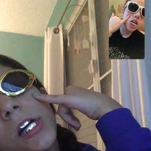 Meet your Posher, Yaira